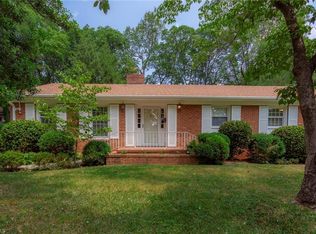 4406 Williamsburg Rd, Greensboro, NC 27410
