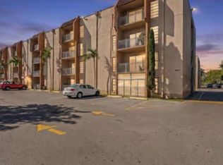 4841 NW 7th St APT 303-4, Miami, FL 33126