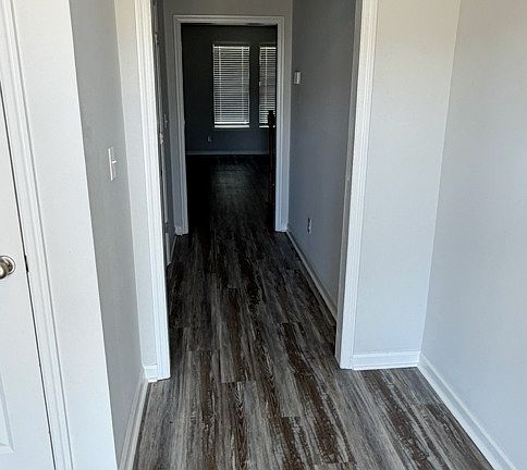 2nd image of 120 Dublin Loop
