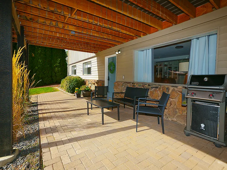 600 SW Dawnview Ct — Photo 20