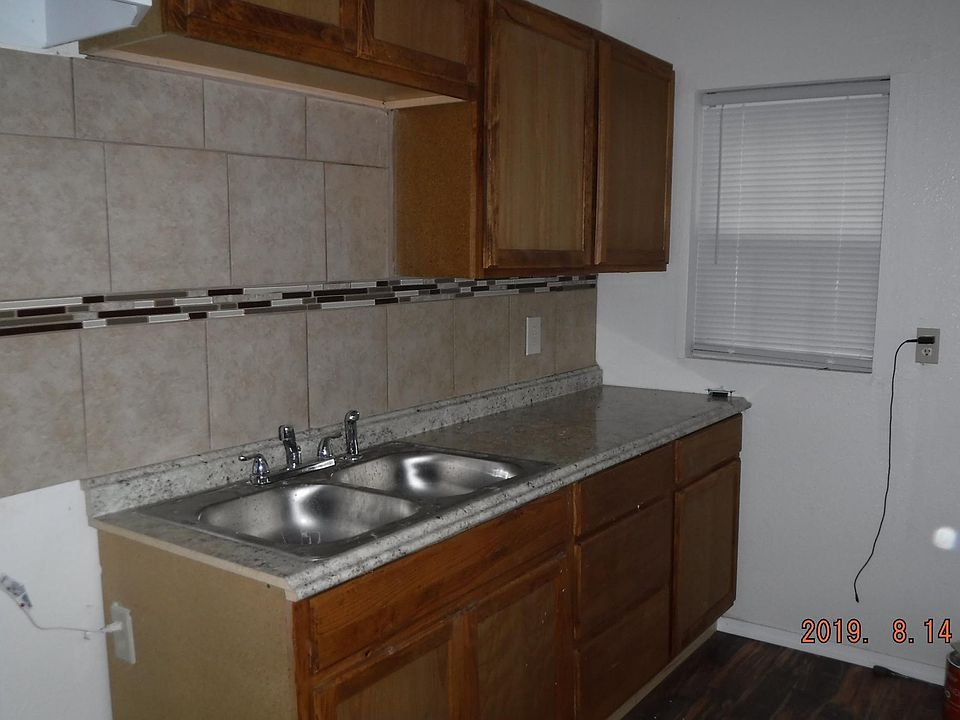 2nd image of 804 N Atkinson Ave