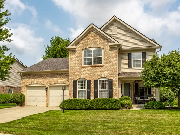 12464 Gladecrest Dr, Carmel, IN 46033
