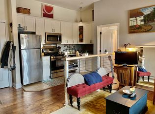 5 Spring St APT 201, Saratoga Springs, NY 12866