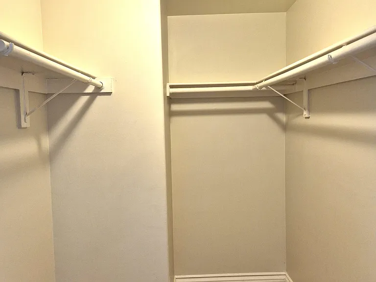 335 S Sierra Madre Blvd — Photo 13