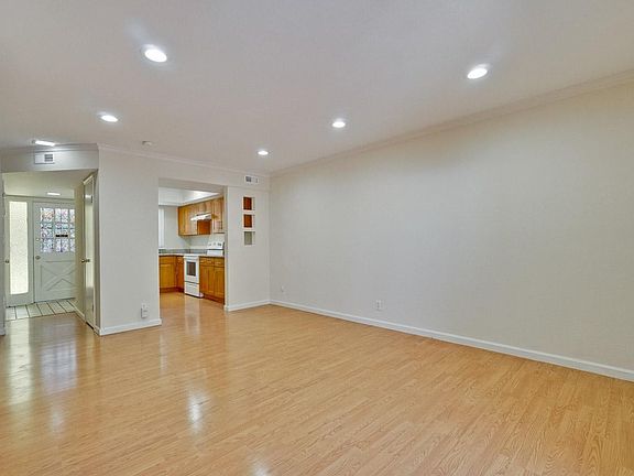 3rd image of 3128 Landess Ave APT B