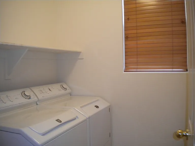 Laundry Room W/W&D_01242014