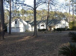 86 Thomas Sumter St, Beaufort, SC 29907
