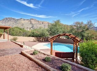 6421 E Calle Cavillo, Tucson, AZ 85750