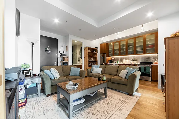 Rented by Joel Scharf, LREB | media 30