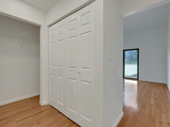 726 Mainsail Lane image 28 of 39