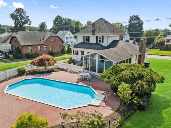 133 East Main Street, Wallingford, CT 06492