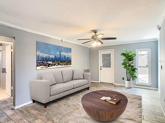 5th image of 529 Queens Ct