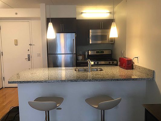3rd image of 555 W 23rd St APT N7d