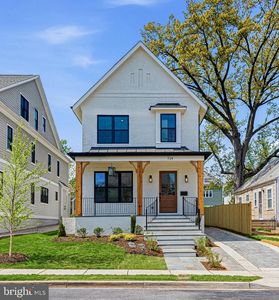 724 N Cleveland St, Arlington, VA, 22201