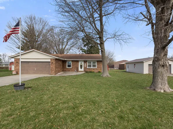 309 E North St, Mansfield, IL 61854