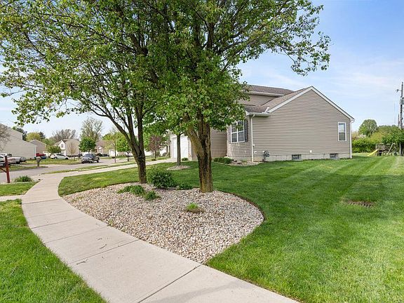 3rd image of 2335 Creek View Pl #35