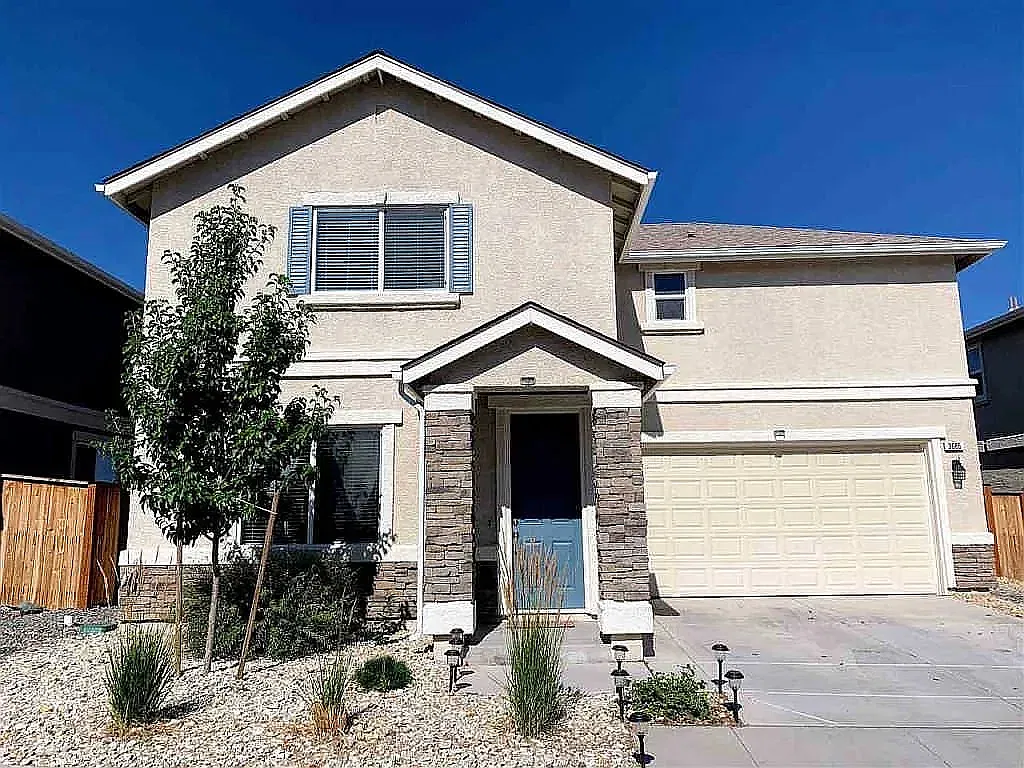 3 bed, 1677 sqft, $3,200 — Photo 1