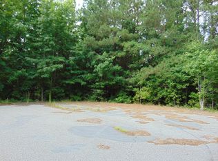 14 Wood Ln, Henderson, NC 27537