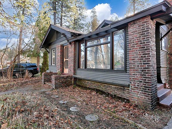 2nd image of 207 W 24th Ave