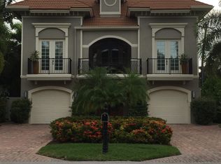 1025 5th St S, Naples, FL 34102