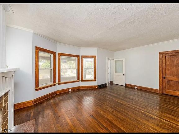 5th image of 1233 Lakeland Ave