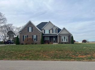 2450 Silver Oak St, Bowling Green, KY 42104