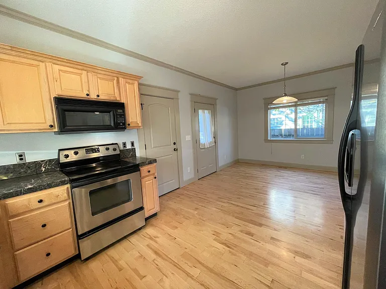 5603 NE 30th Ave — Photo 12
