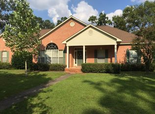 3701 Apache Dr, Dothan, AL 36305
