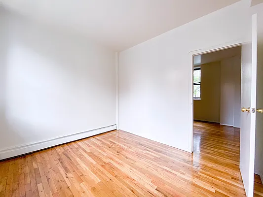 Rented by City Connections Realty | media 14