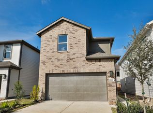 2222 Villa Clara Dr, Friendswood, TX 77546