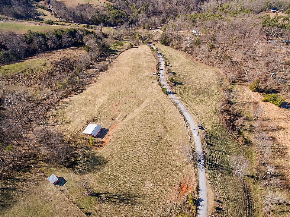 1st image of 949 S Chapel Way