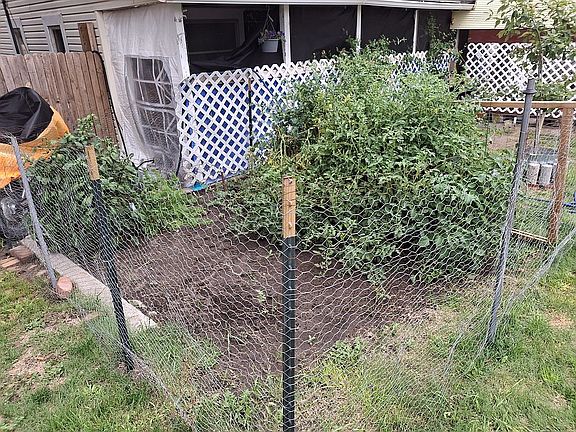 2nd image of 129 N Washington Ave