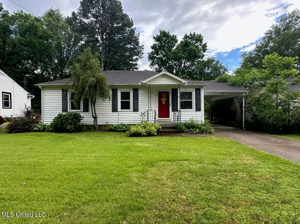 381 W Robinson St, Hernando, MS 38632