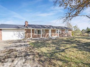 5830 SW 58th St, Topeka, KS 66619