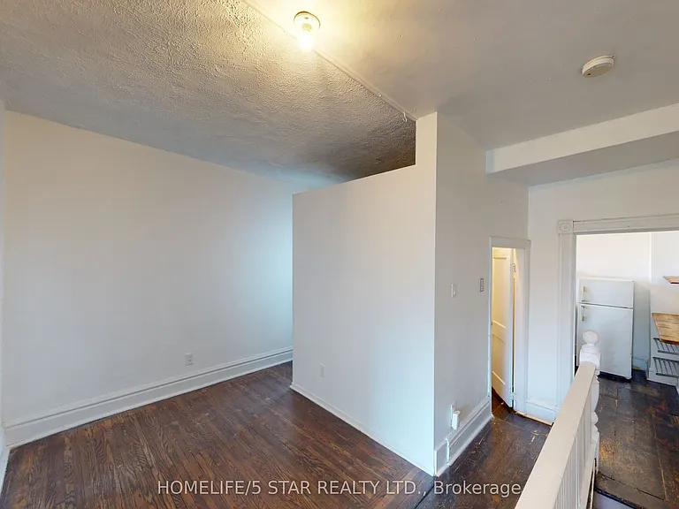 39 Humbert St #2 — Photo 14