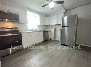 540 York Ave APT 1, Pawtucket, RI 02861