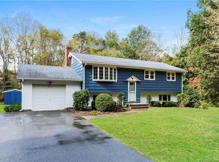 70 N Pond Rd, Amston, CT 06231
