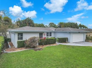 8011 SW 30th St, Davie, FL 33328