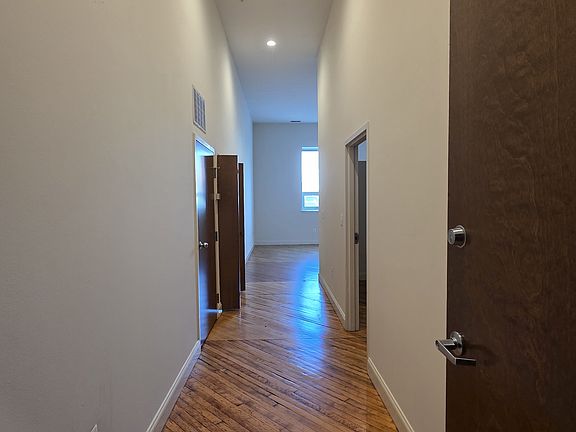 2nd image of 811-0 Filbert St #403