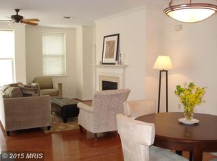 3830 9th St N PH 1E, Arlington, VA 22203