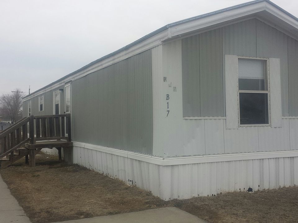 2nd image of 2201 E Macarthur Rd Lot B17
