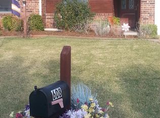 608 Gray Fox Run, Edmond, OK 73003