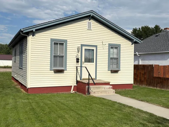 1012 Illinois St, Sheridan, WY 82801