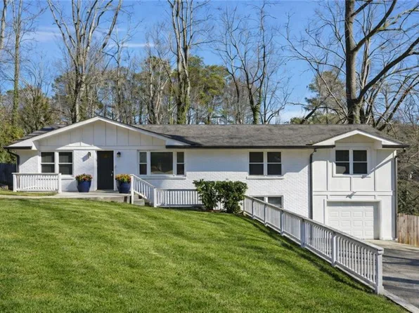 2629 Henderson Rd, Tucker, GA 30084