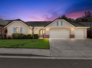 748 Grand View Dr, Auburn, CA 95603