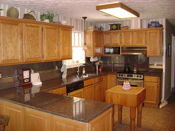 3rd image of 12753 Daisywood Dr