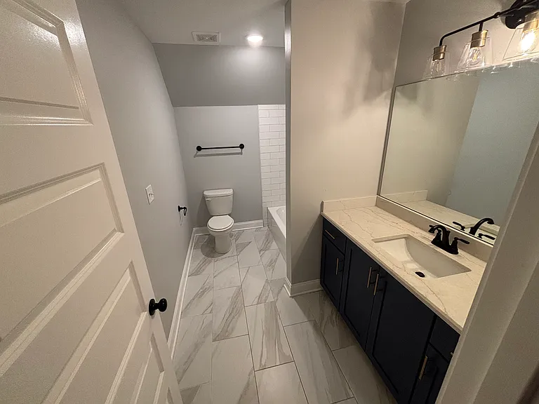 2556 Beauvoir Dr — Photo 12