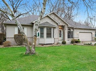 53882 Barrington Ln, Bristol, IN 46507