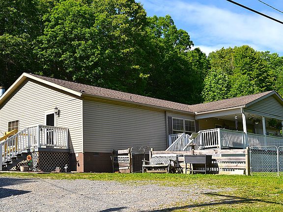 2nd image of 701 Fleshman Hollow Rd