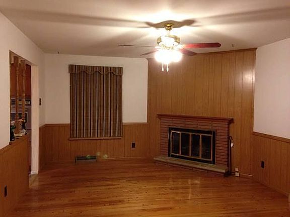 2nd image of 13850 Evan Aire Dr
